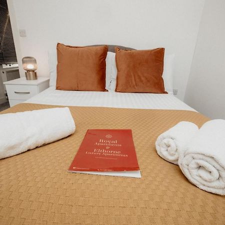Elthorne Luxury Apartments - Uxbridge Extérieur photo
