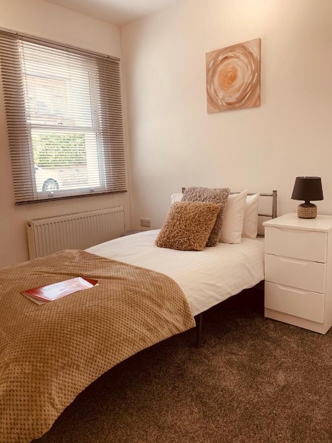 Elthorne Luxury Apartments - Uxbridge Extérieur photo