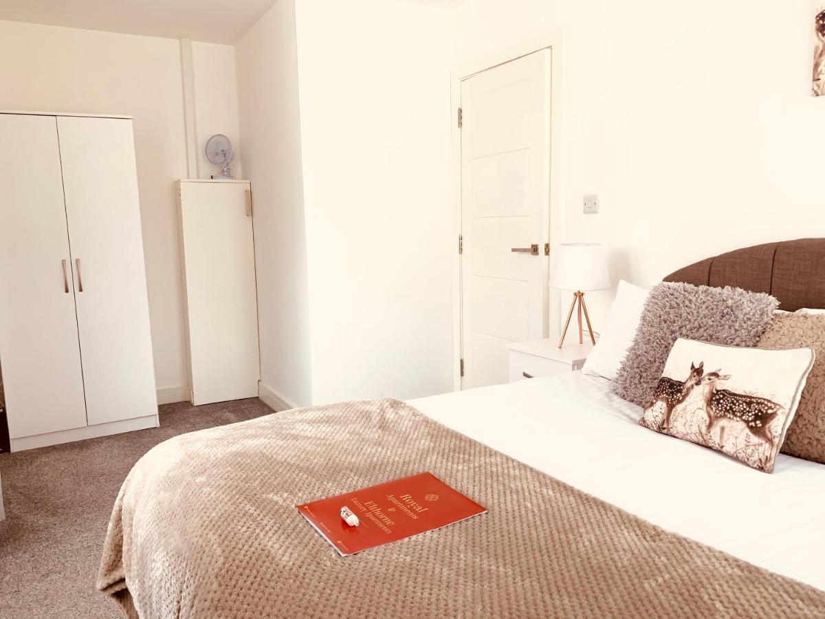 Elthorne Luxury Apartments - Uxbridge Extérieur photo