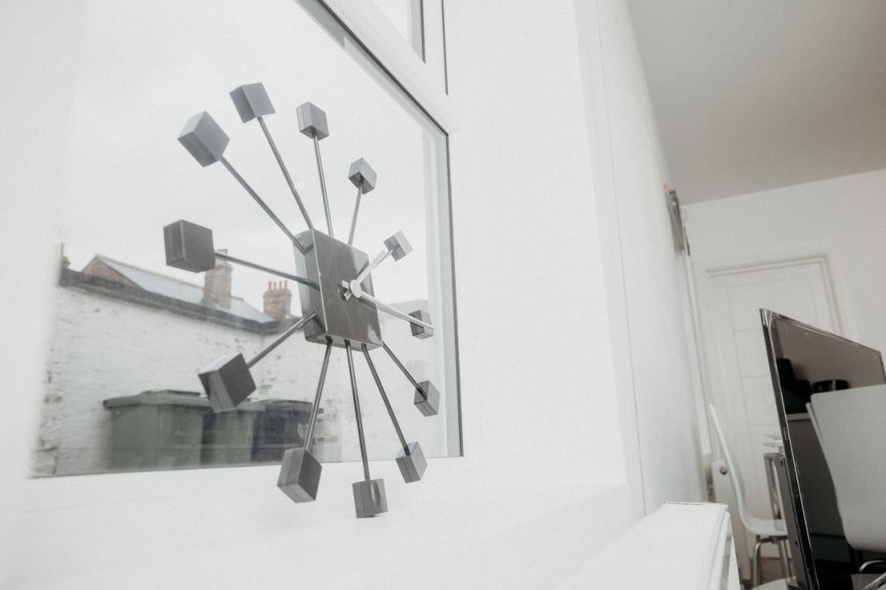 Elthorne Luxury Apartments - Uxbridge Extérieur photo