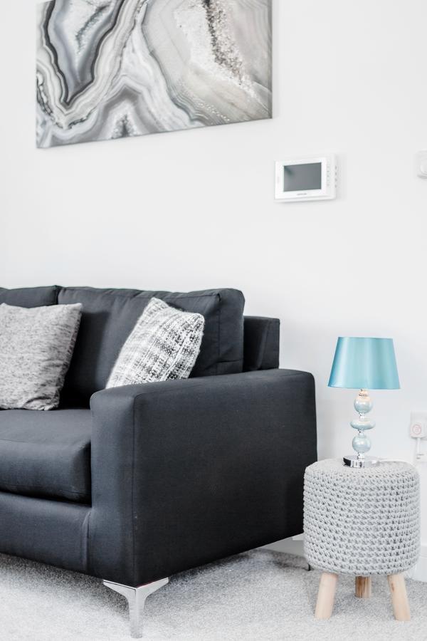 Elthorne Luxury Apartments - Uxbridge Extérieur photo