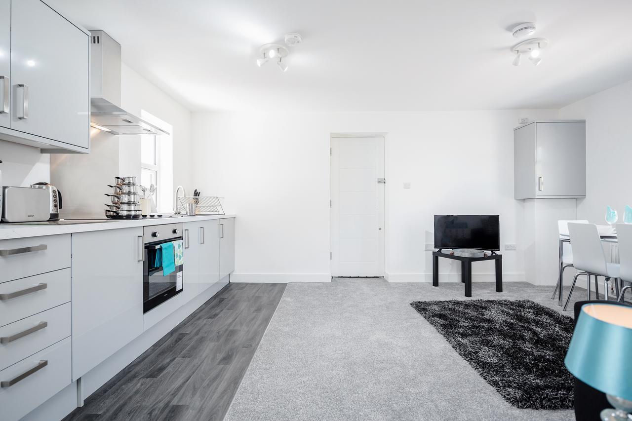 Elthorne Luxury Apartments - Uxbridge Extérieur photo