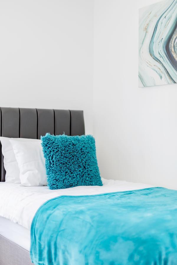 Elthorne Luxury Apartments - Uxbridge Extérieur photo